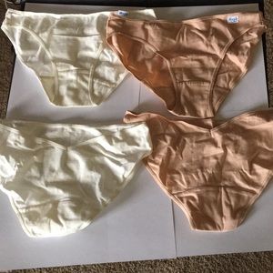 4 brand new Sloggi underwear’s V back mini.
